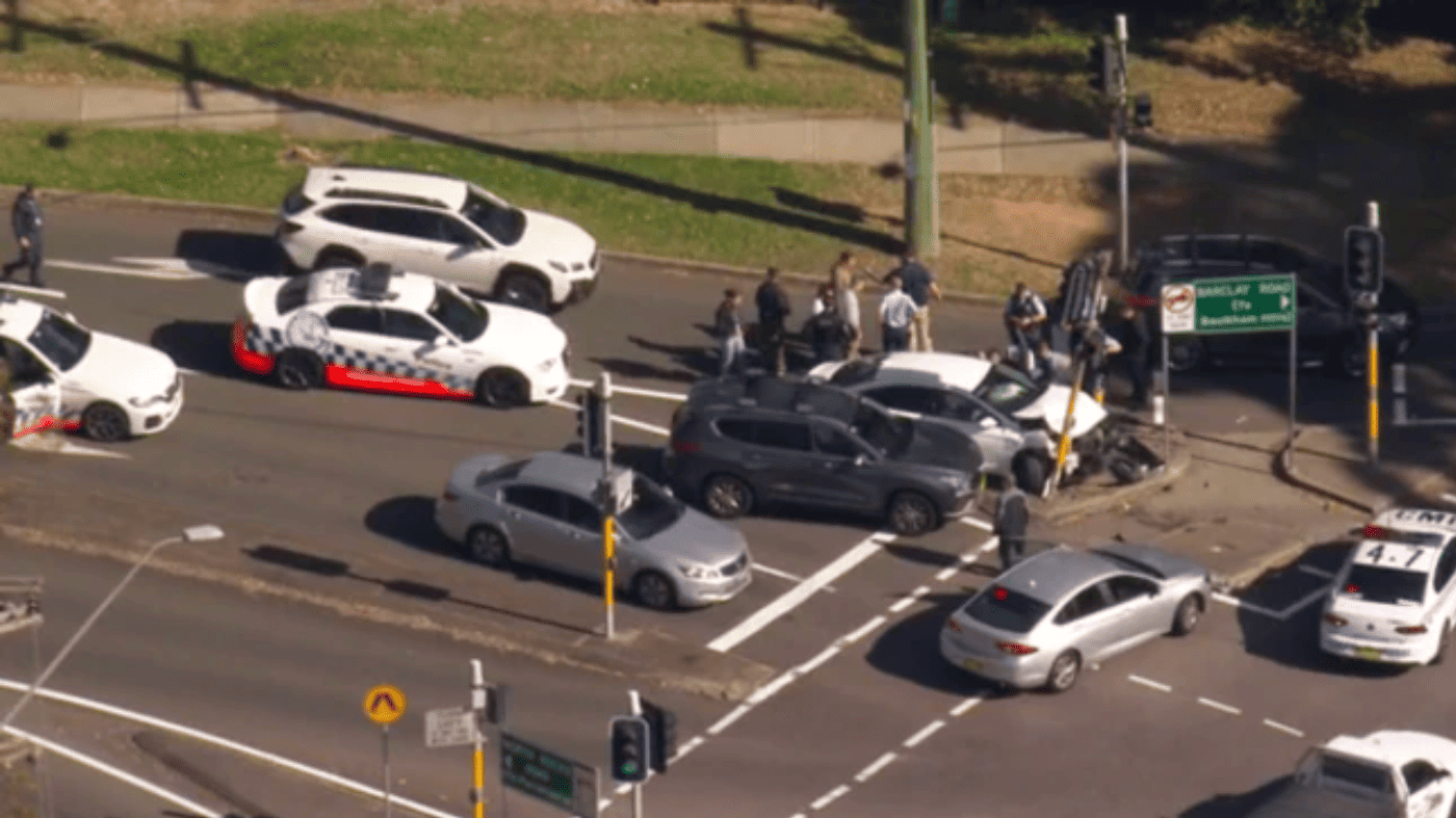Wild Police Chase In Sydney Ends As Vehicle Collides With Pole wild-police-chase-in-sydney-ends-as-vehicle-collides-with-pole