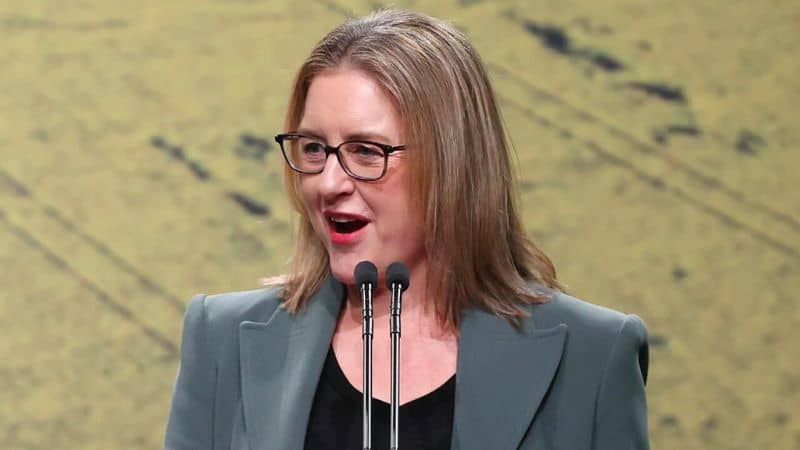 Hundreds Of Government Jobs Face the Axe In Victoria's Cost-Cutting Drive